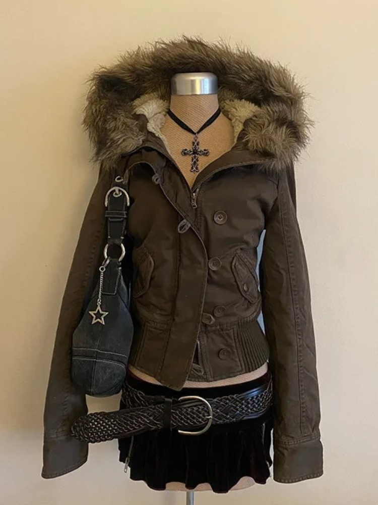 Winter Clothing Trends 2026 - 2026 Spring Retro Faux Fur Coats